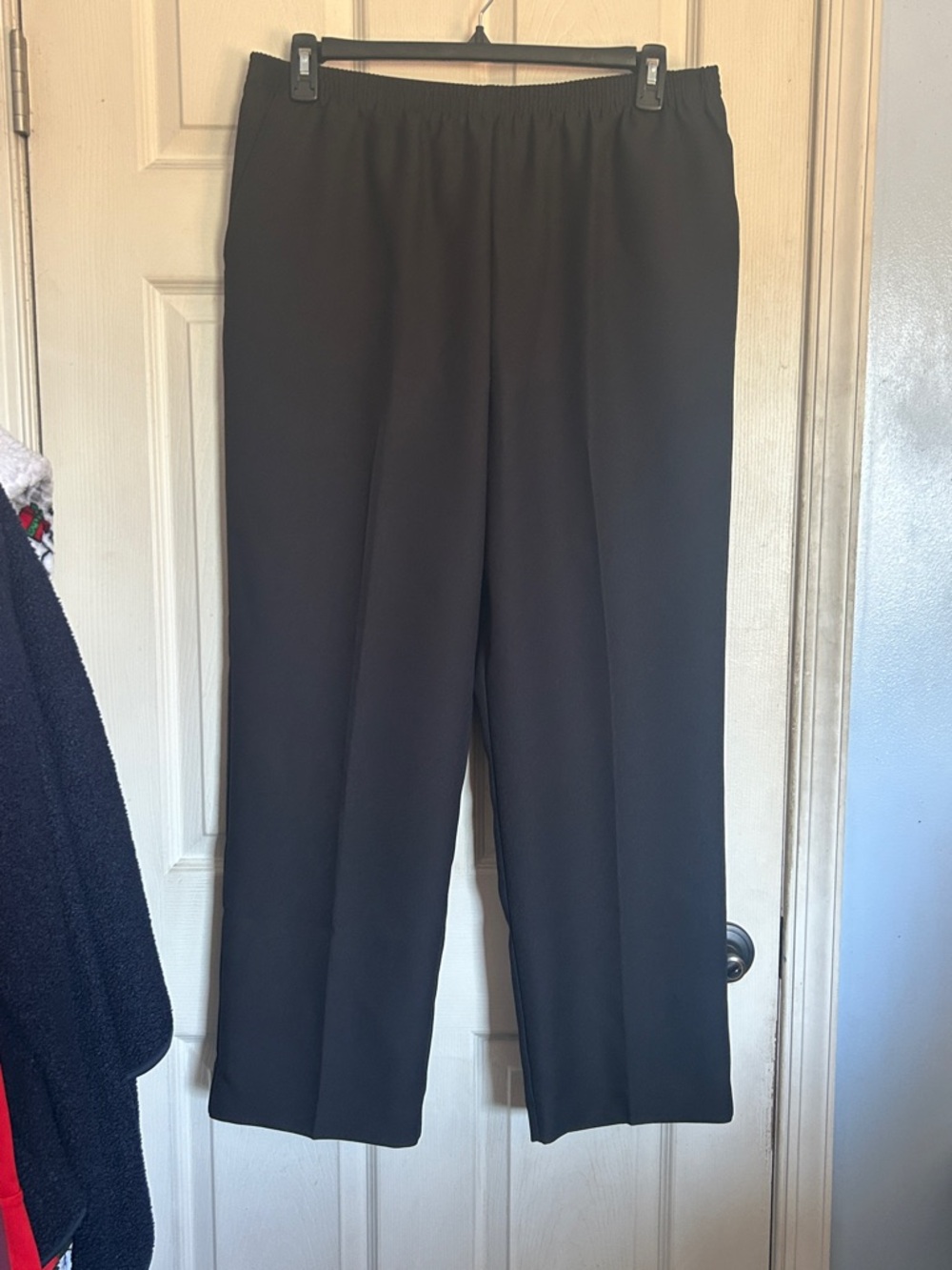 NWT Alfred Dunner black pull on pants size 16